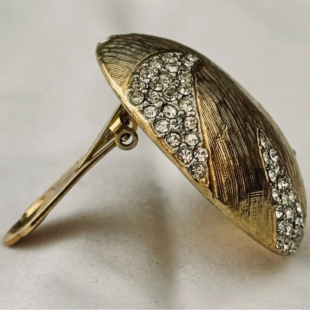 Vintage Clip-on Earrings